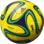 アディダス　ネーム加工可  フットサルボール　検定球　ブラズーカ　フットサル　ASF492YG